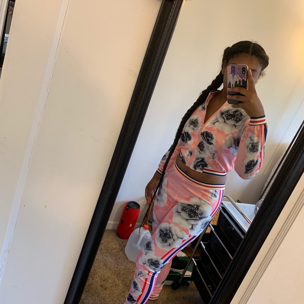 Flowered two piece set